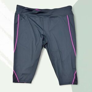 1X athletic capri leggings athleisure plus size yoga running pants